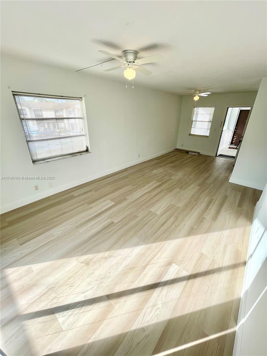 6505 Winfield Blvd # 32 Unit: B-32