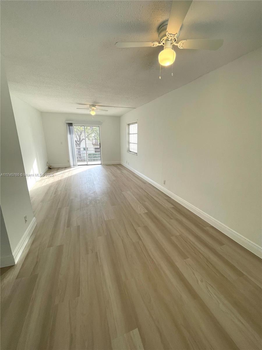 6505 Winfield Blvd # 32 Unit: B-32