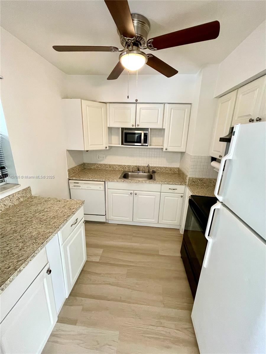 6505 Winfield Blvd # 32 Unit: B-32