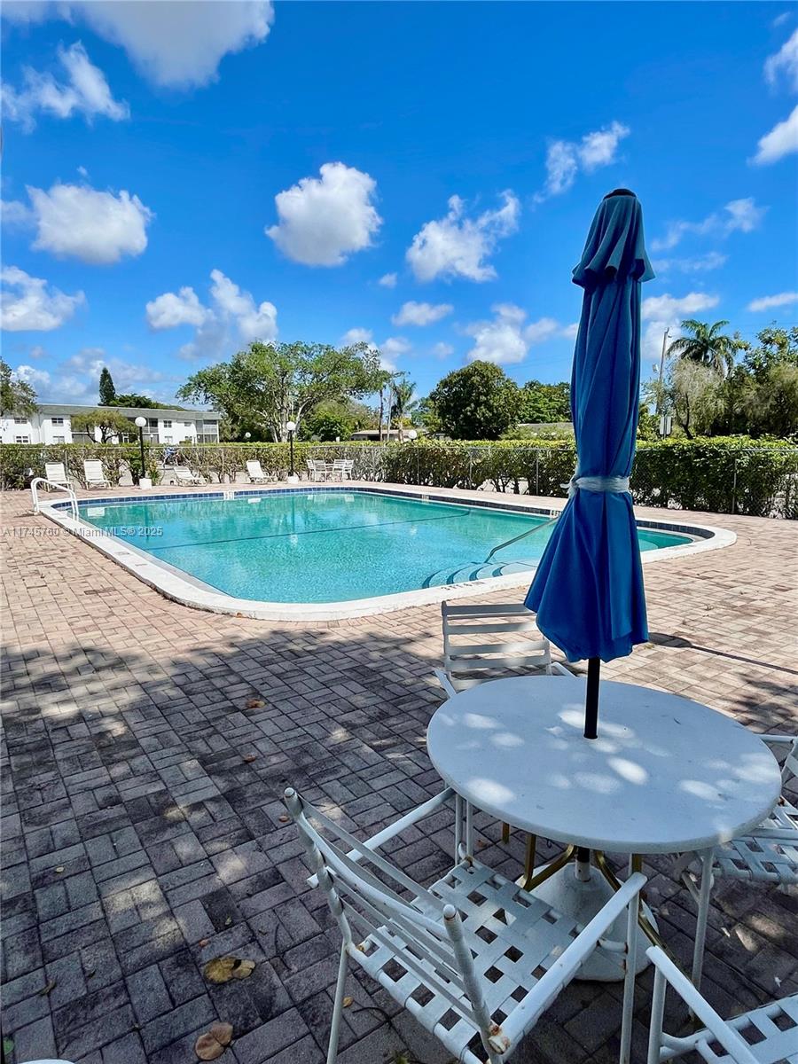6505 Winfield Blvd # 32 Unit: B-32