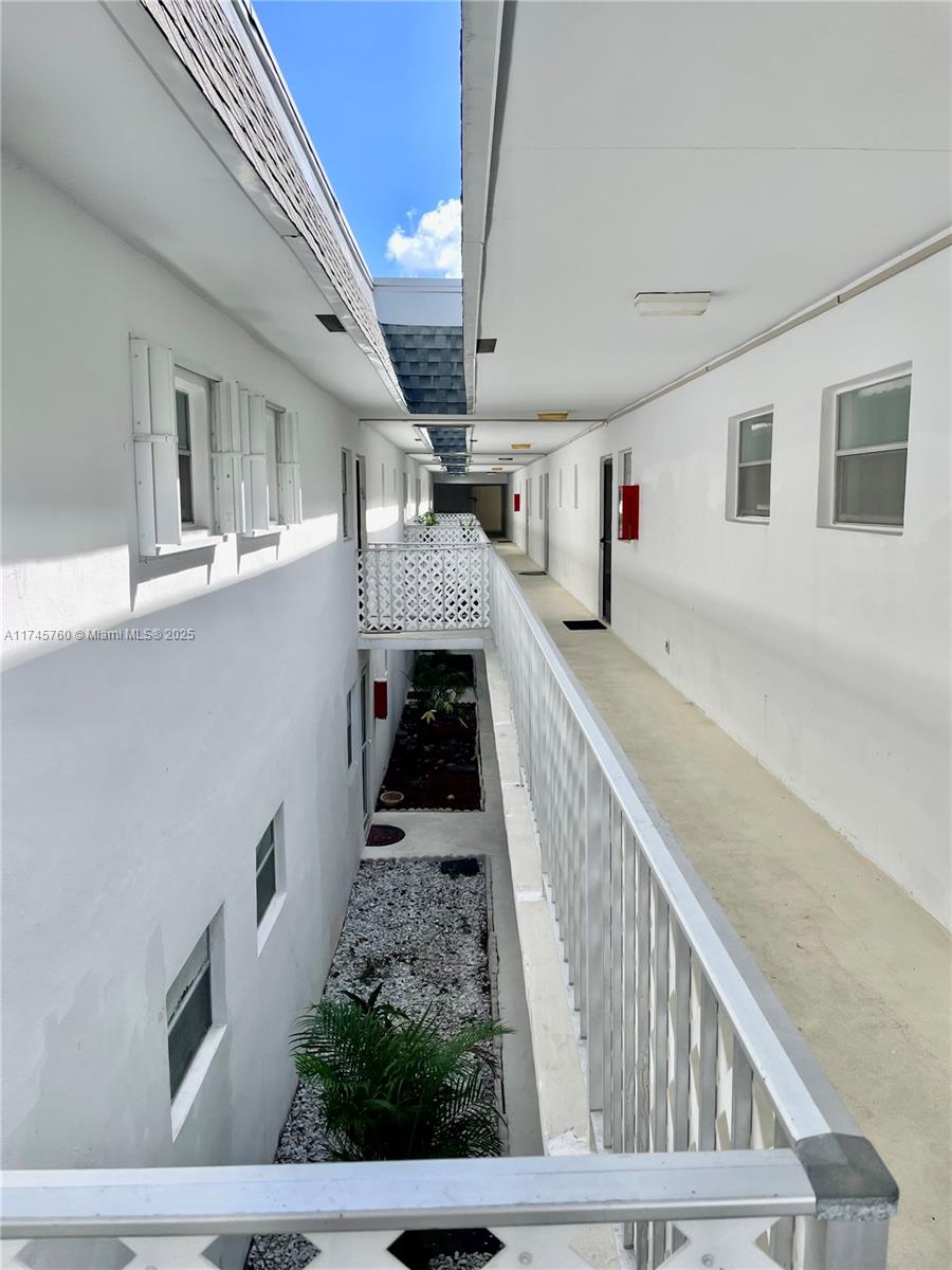 6505 Winfield Blvd # 32 Unit: B-32