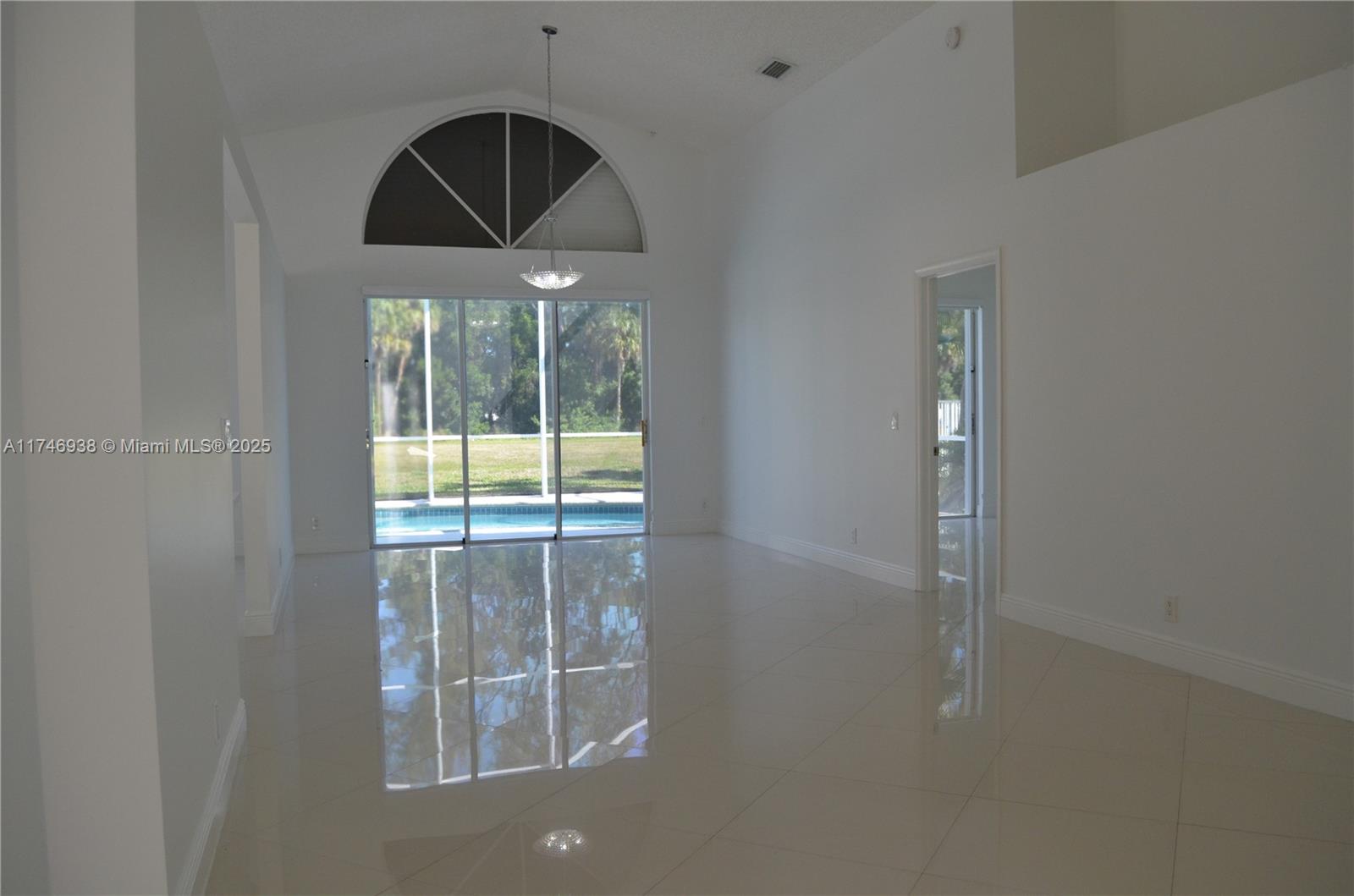 7700 NW 29th St