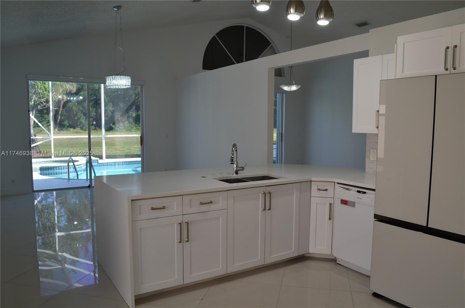 7700 NW 29th St
