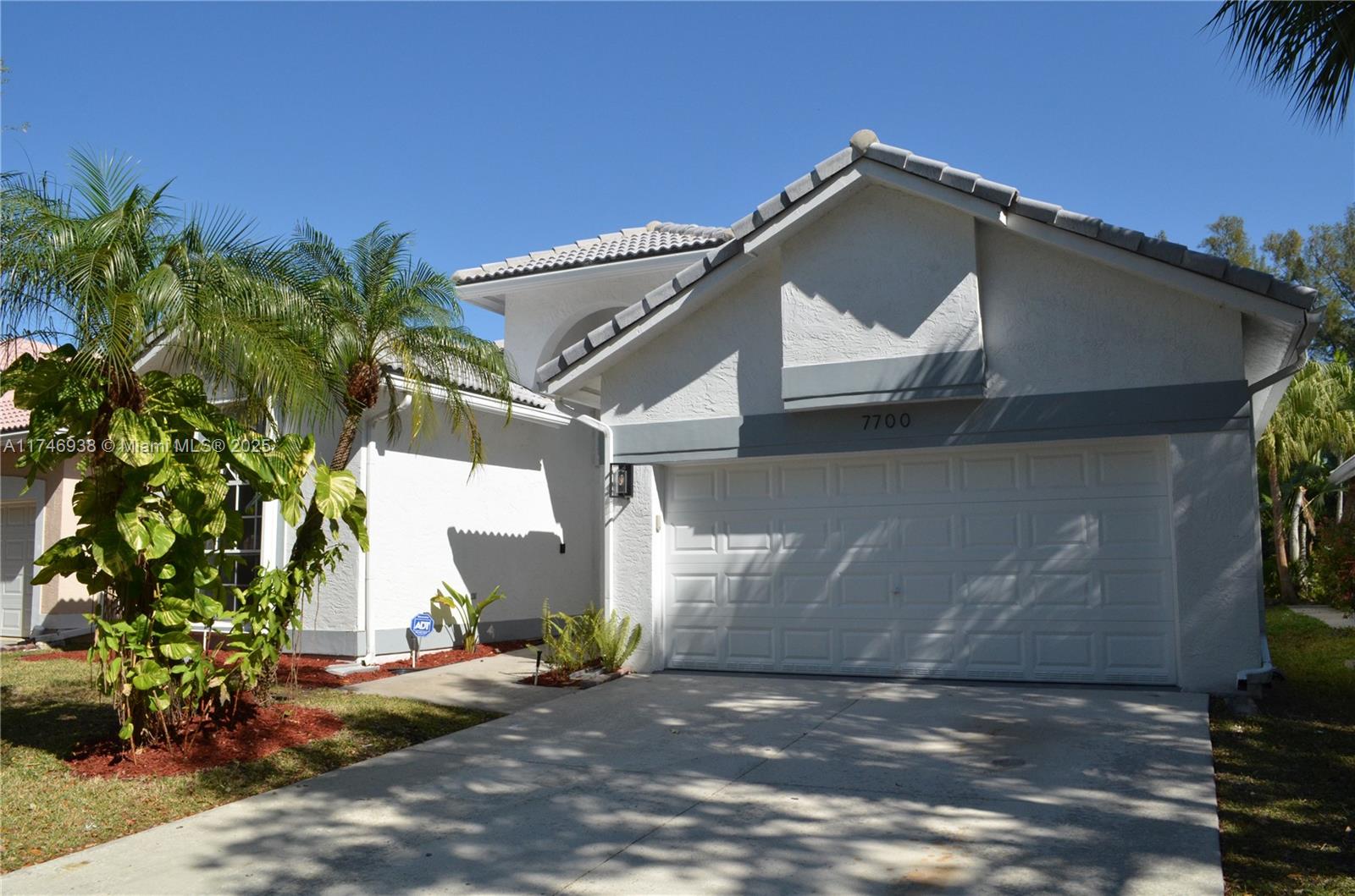 7700 NW 29th St
