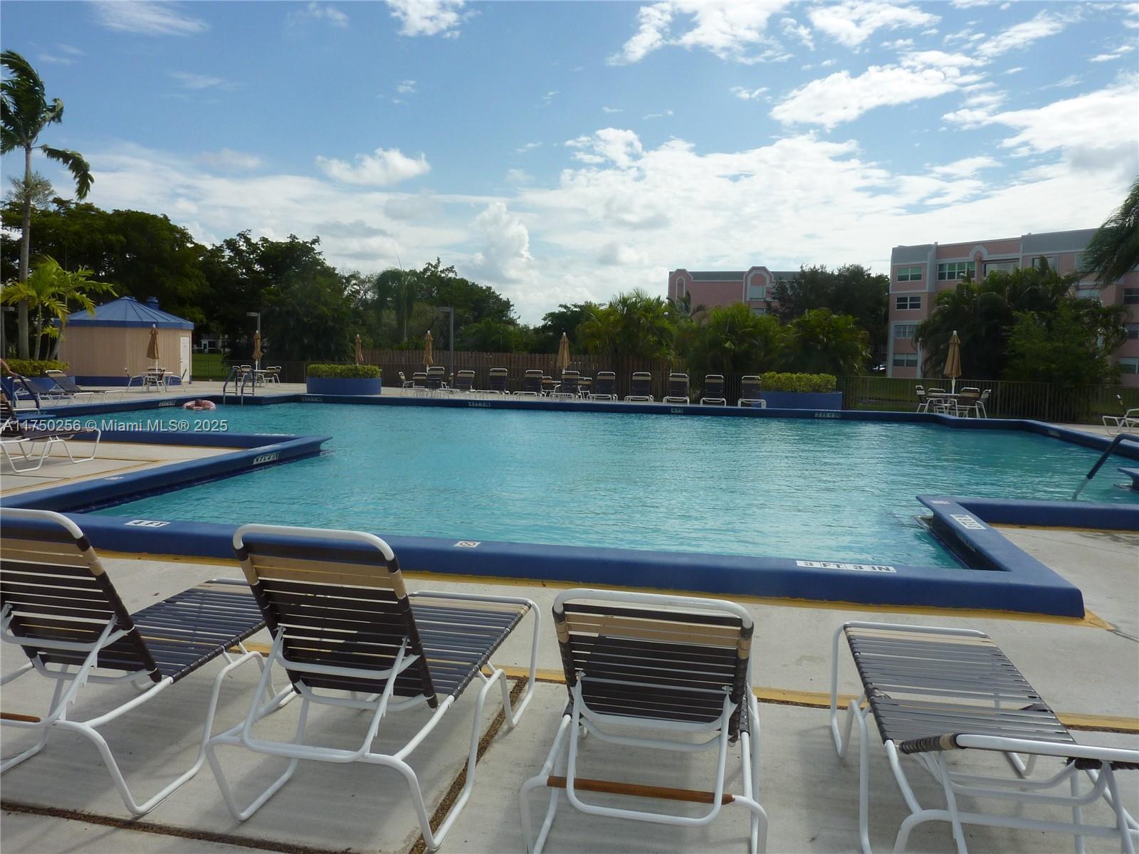 10123 Sunrise Lakes Blvd Unit: 104