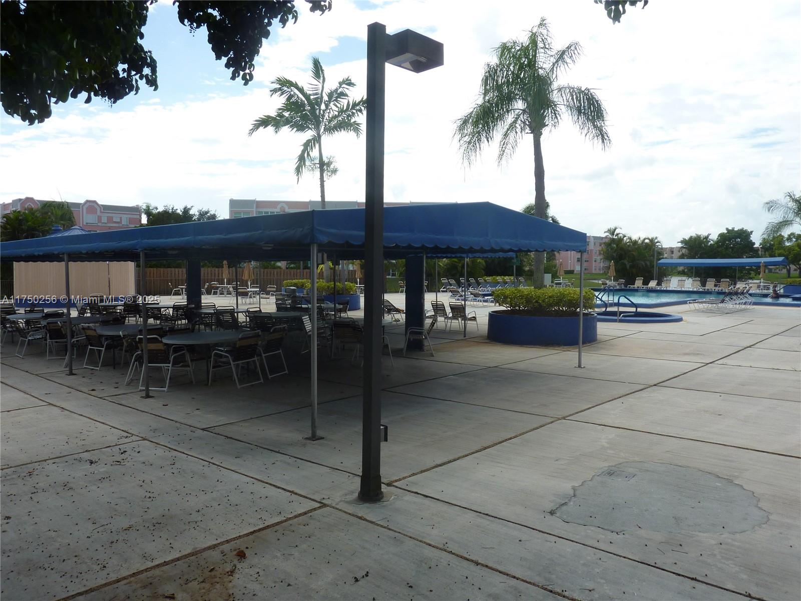 10123 Sunrise Lakes Blvd Unit: 104