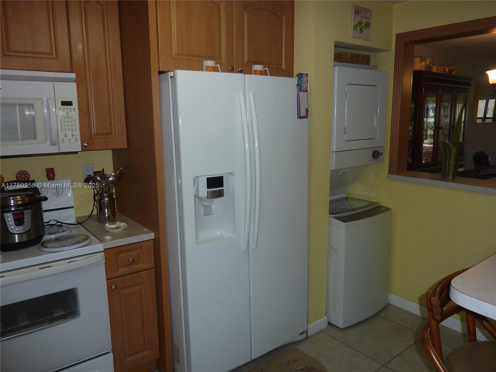 10123 Sunrise Lakes Blvd Unit: 104