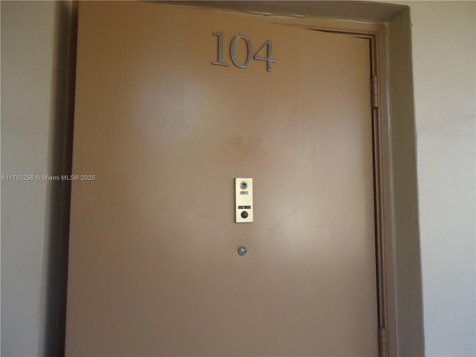 10123 Sunrise Lakes Blvd Unit: 104