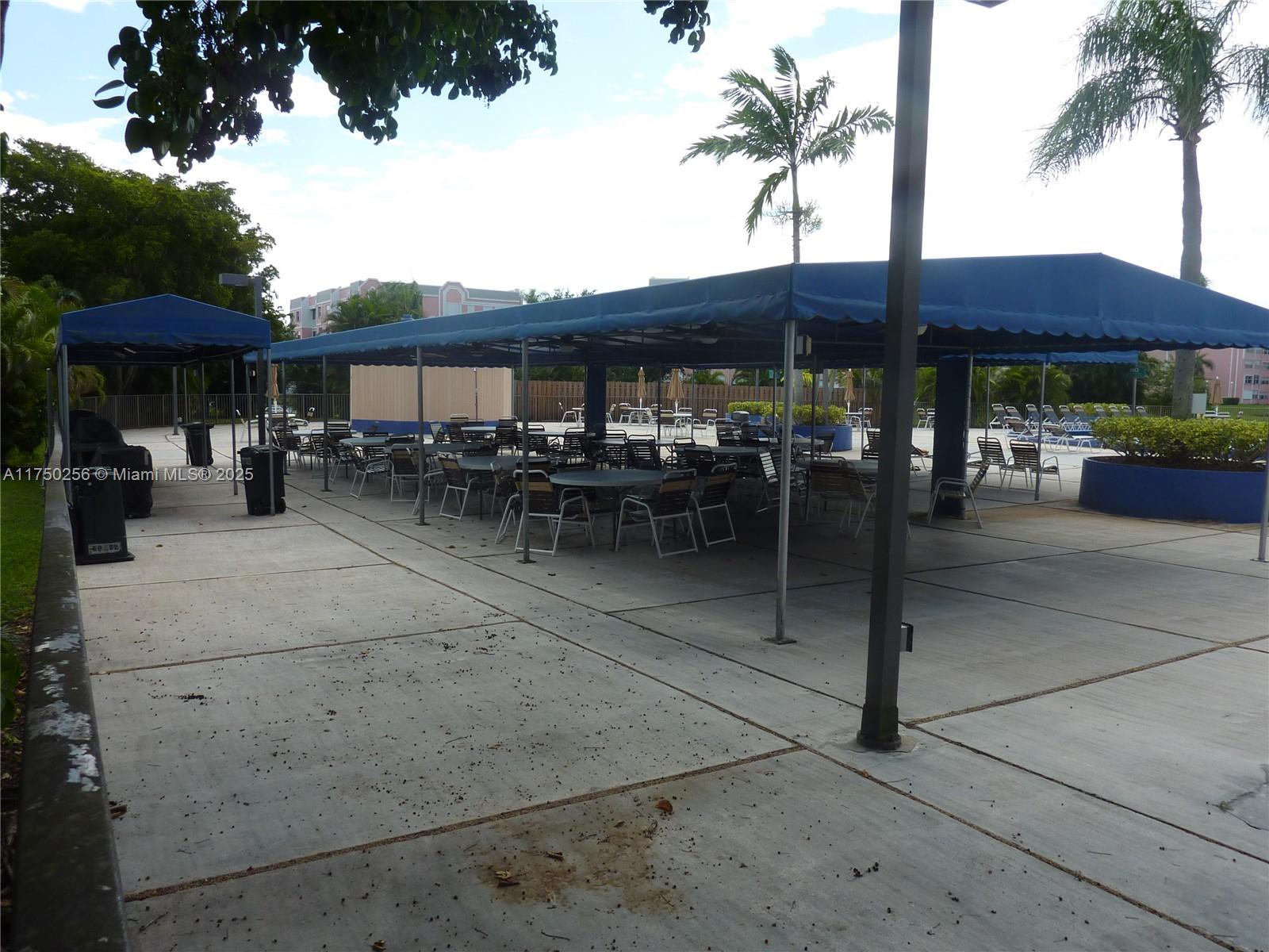 10123 Sunrise Lakes Blvd Unit: 104