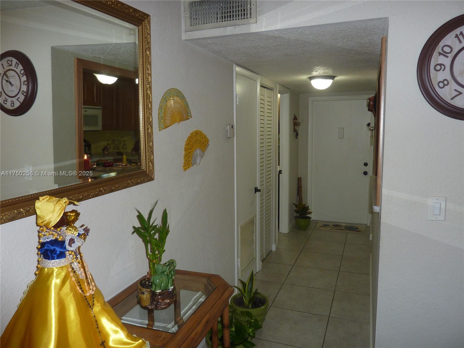 10123 Sunrise Lakes Blvd Unit: 104
