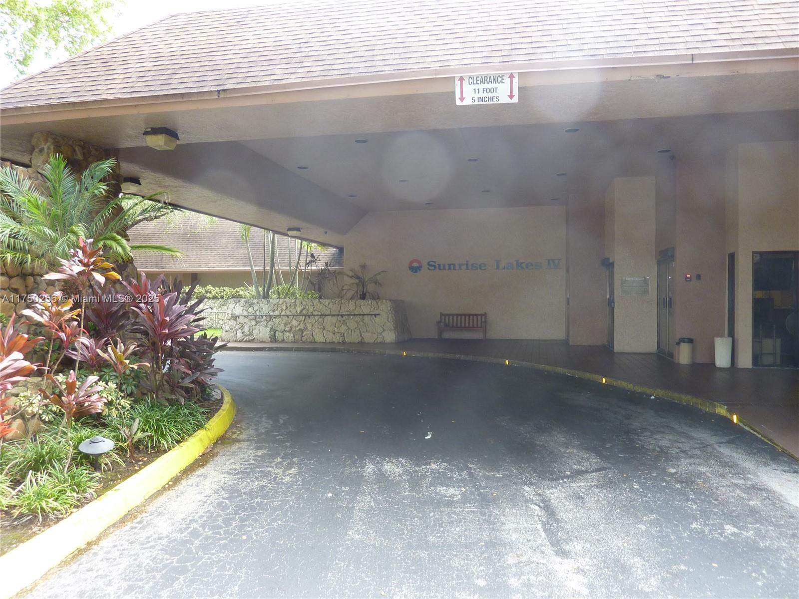 10123 Sunrise Lakes Blvd Unit: 104