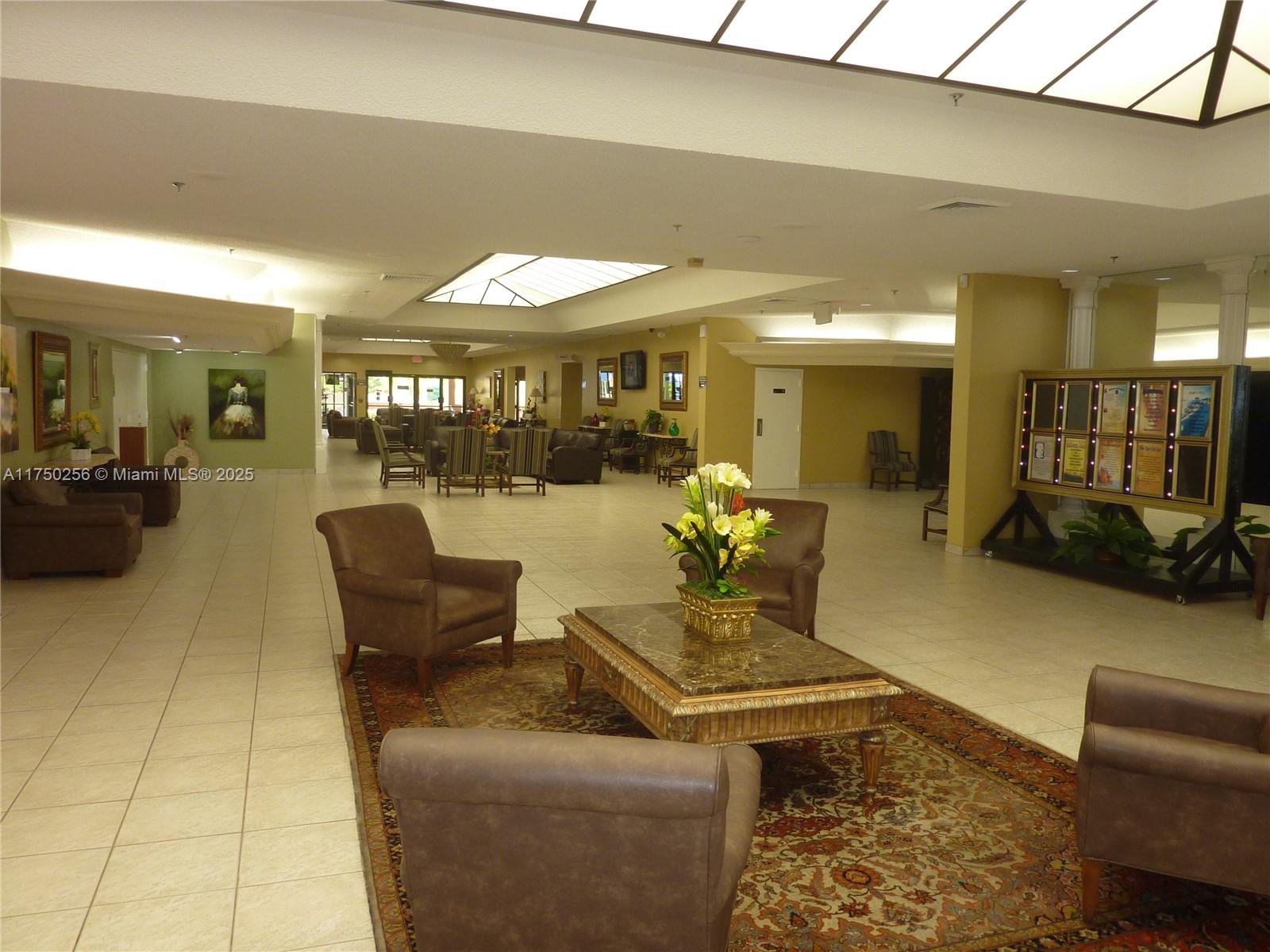 10123 Sunrise Lakes Blvd Unit: 104