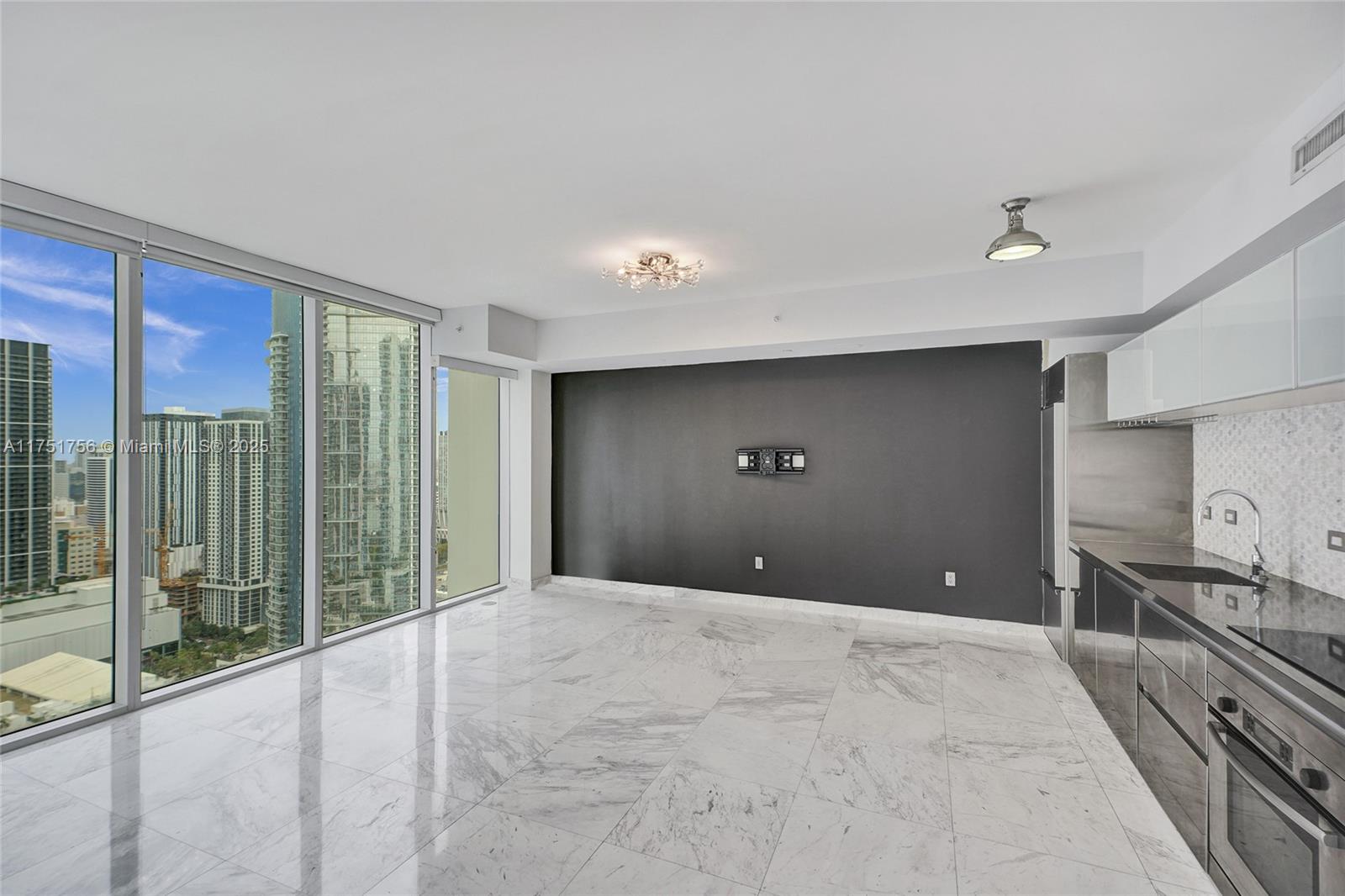 1040 Biscayne Blvd # 3608