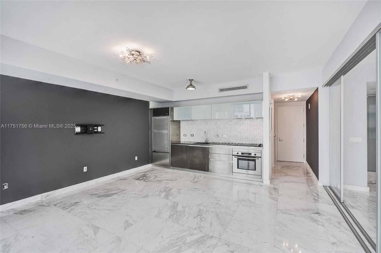 1040 Biscayne Blvd # 3608