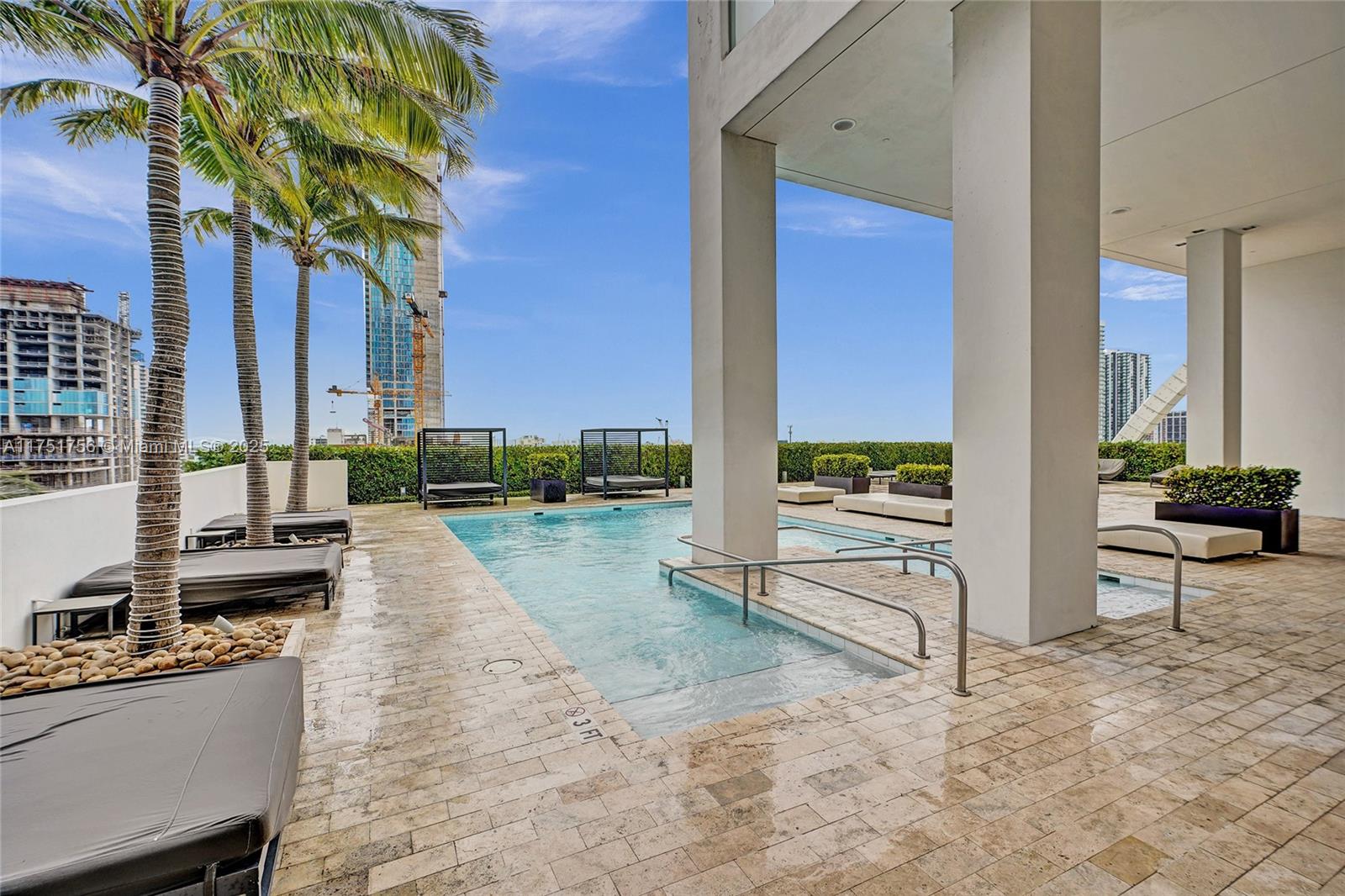 1040 Biscayne Blvd # 3608