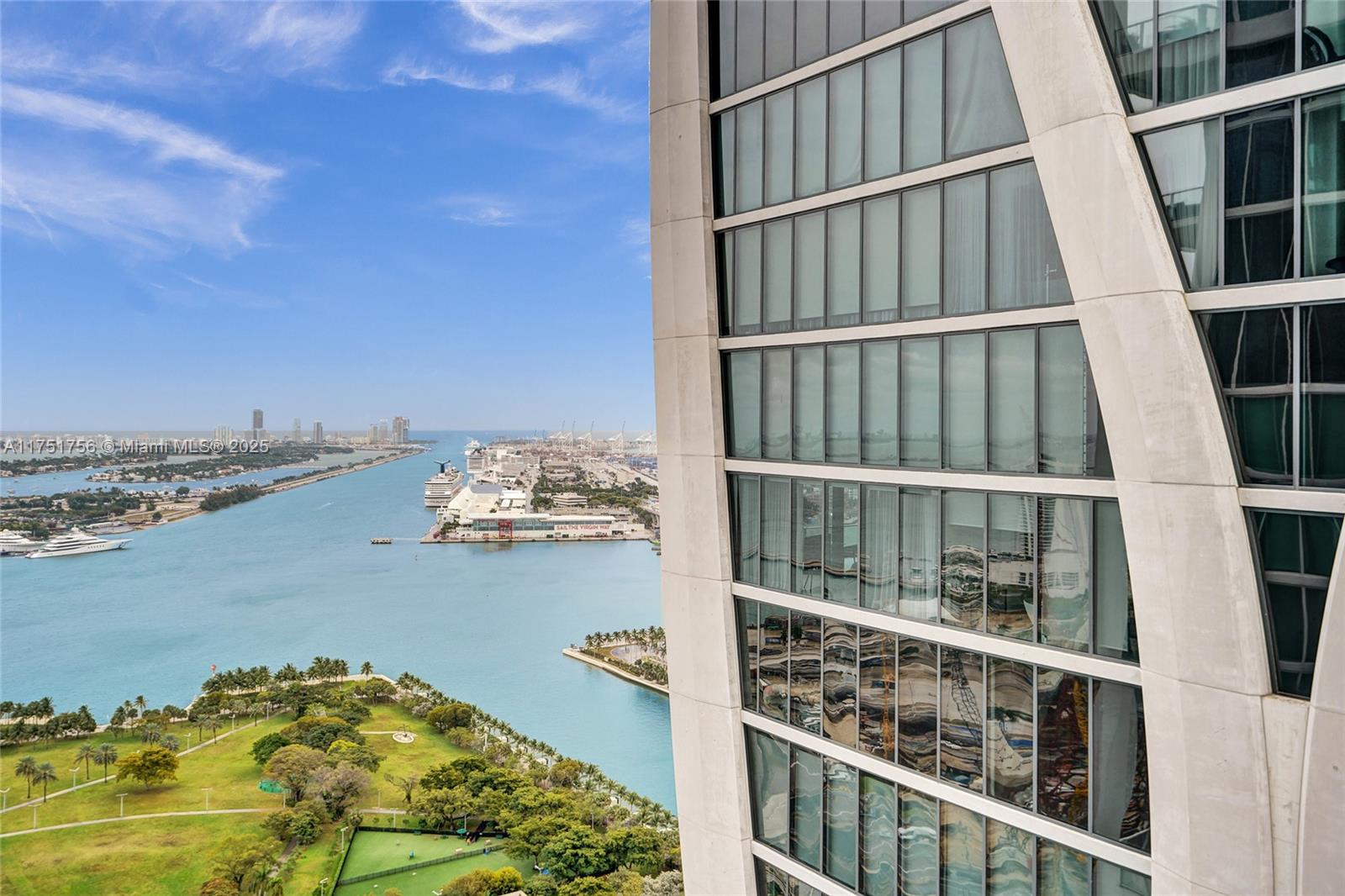 1040 Biscayne Blvd # 3608
