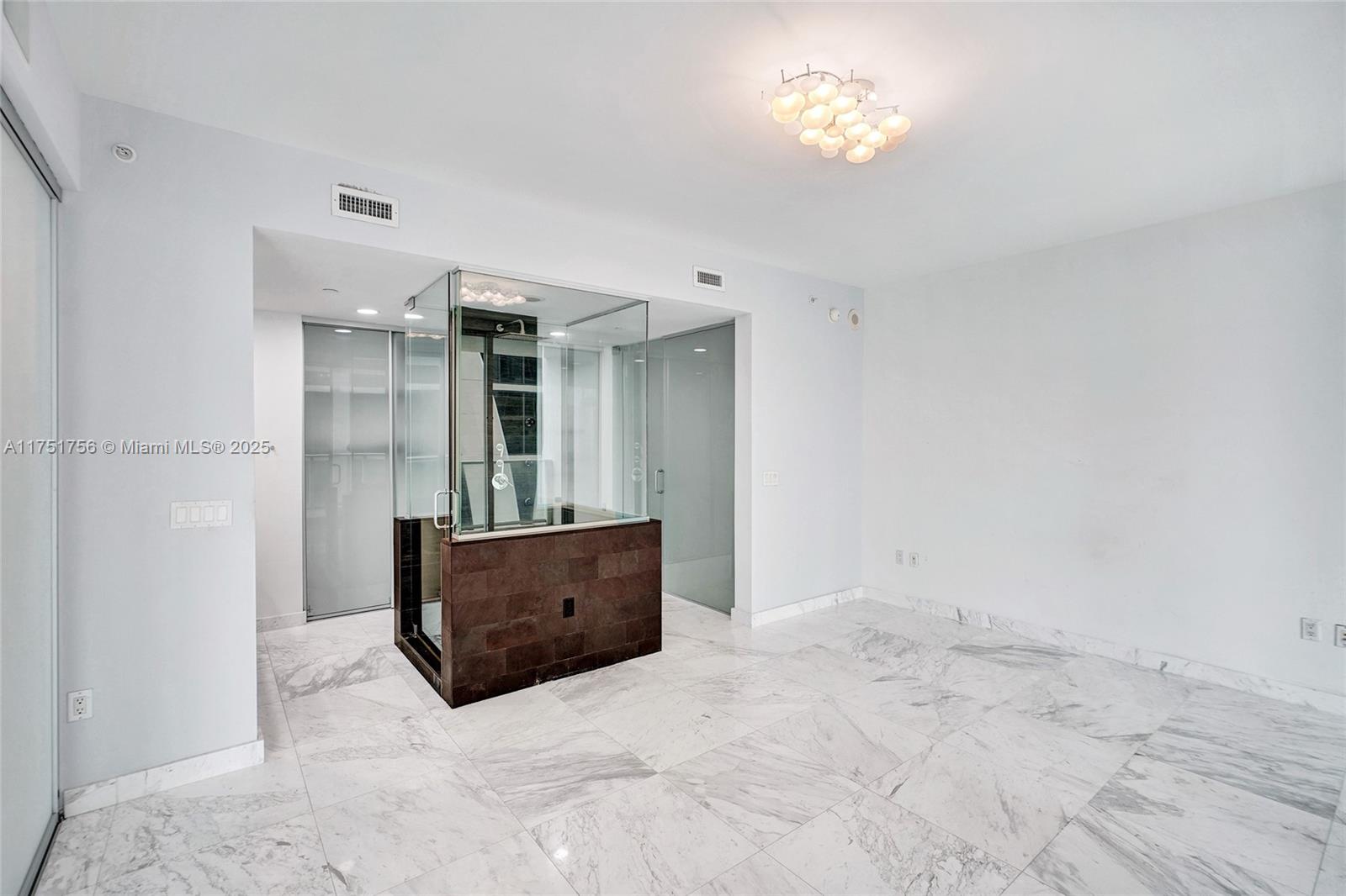 1040 Biscayne Blvd # 3608