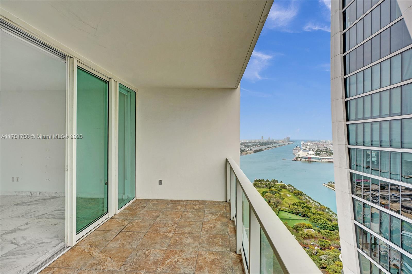 1040 Biscayne Blvd # 3608
