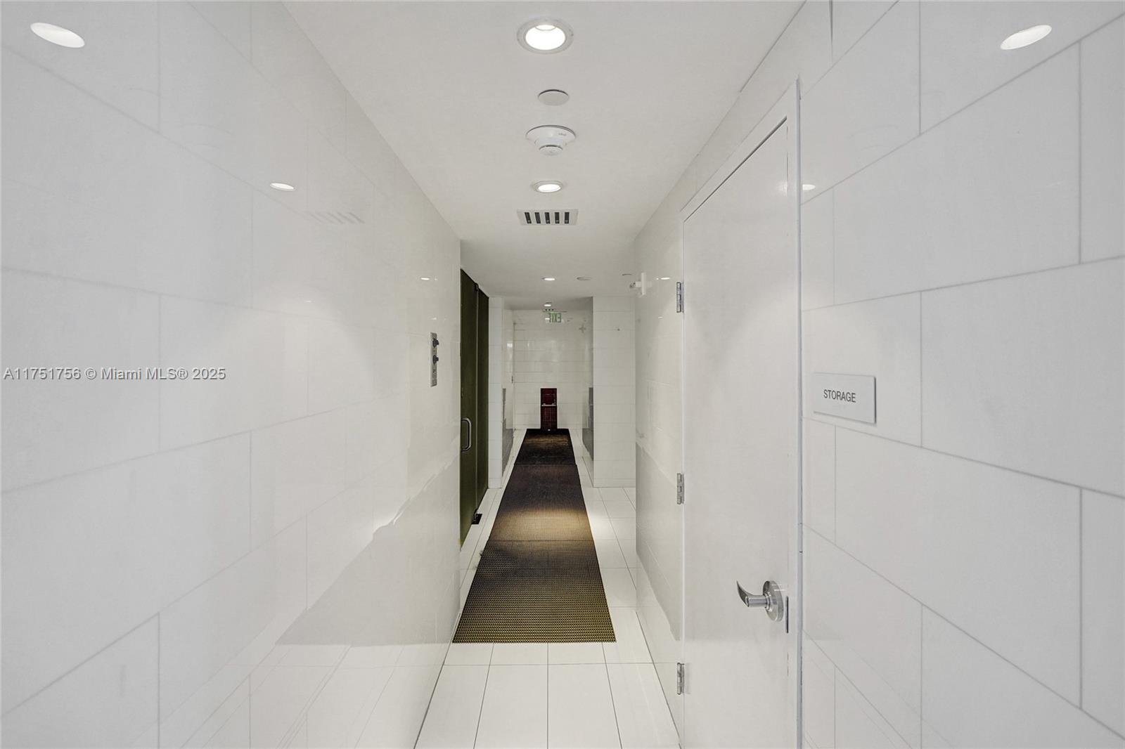 1040 Biscayne Blvd # 3608