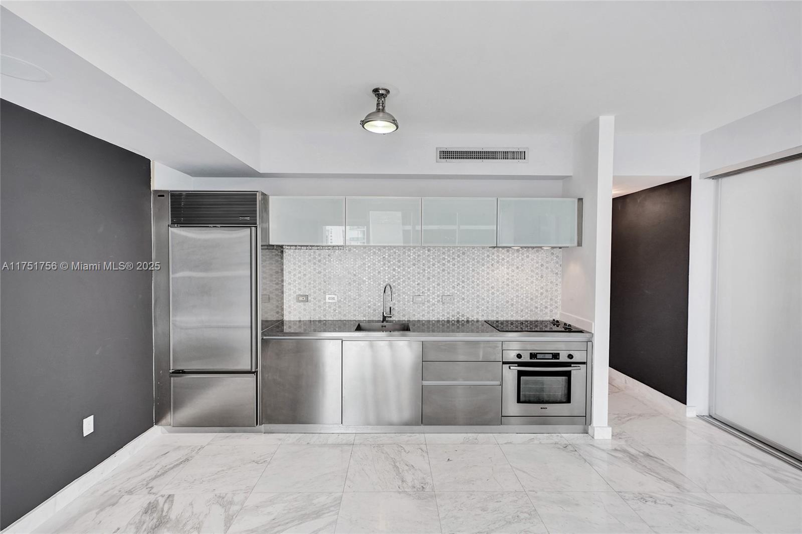 1040 Biscayne Blvd # 3608