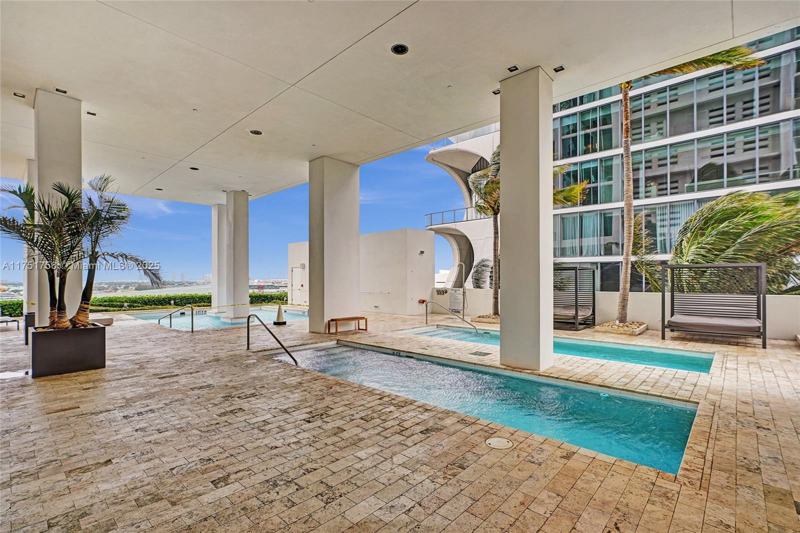 1040 Biscayne Blvd # 3608