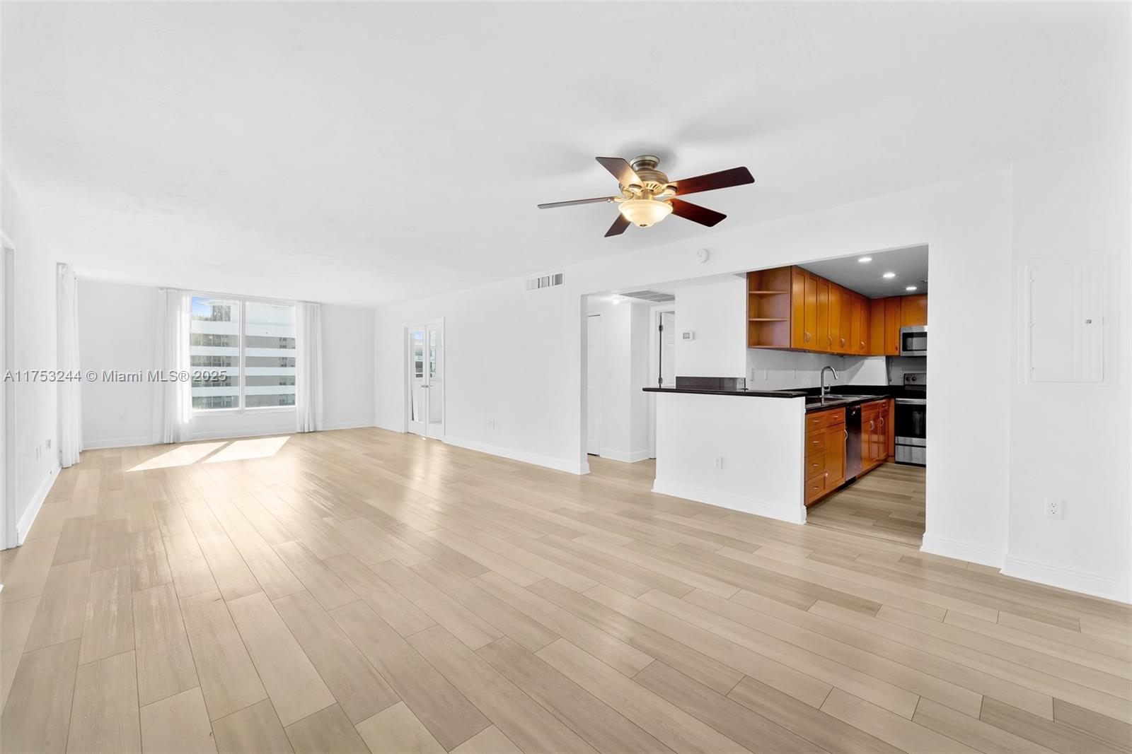 10350 W Bay Harbor Dr # 7D