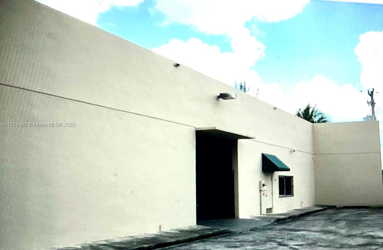 2705 NW 108th Ave
