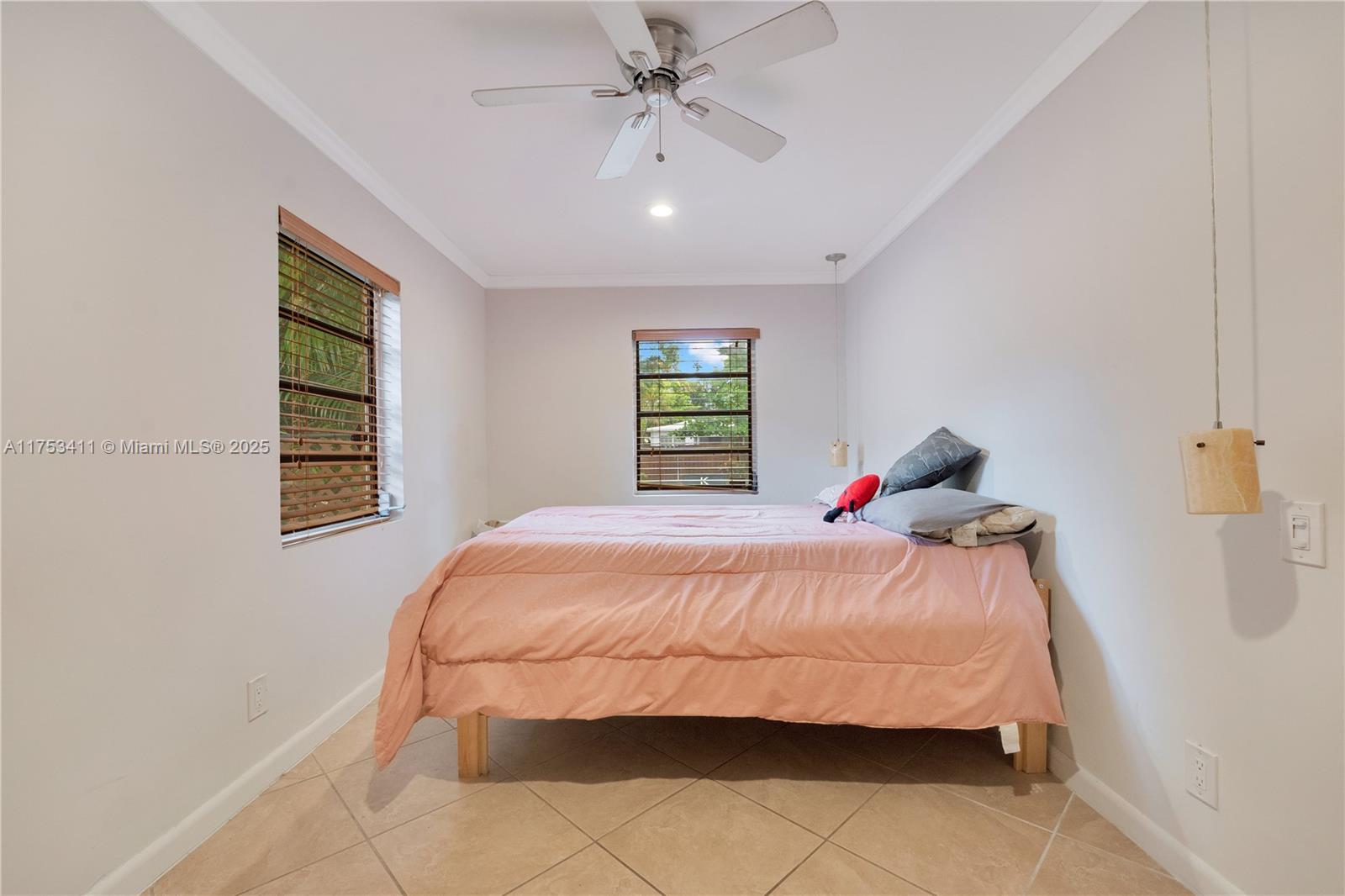 1663 SW 28th Ave