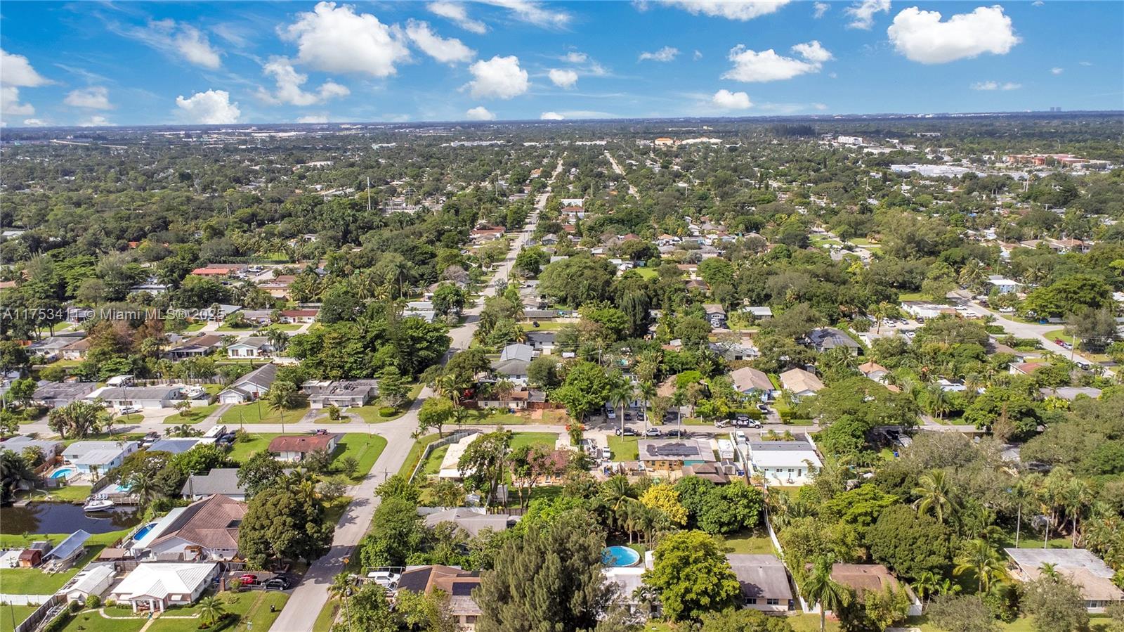 1663 SW 28th Ave