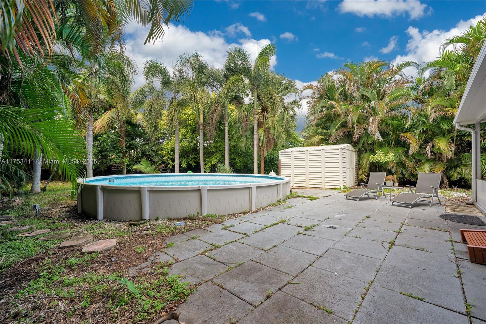 1663 SW 28th Ave