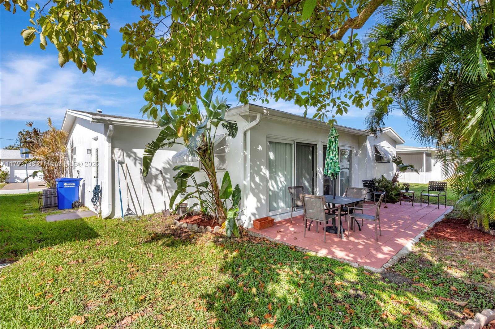 6820 NW 17th Ct