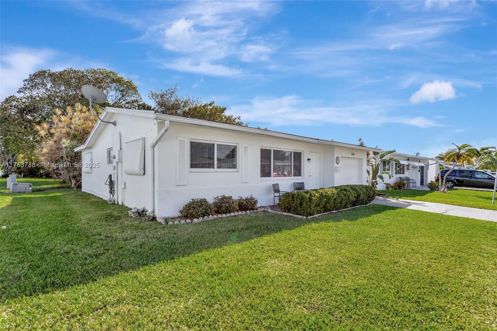 6820 NW 17th Ct