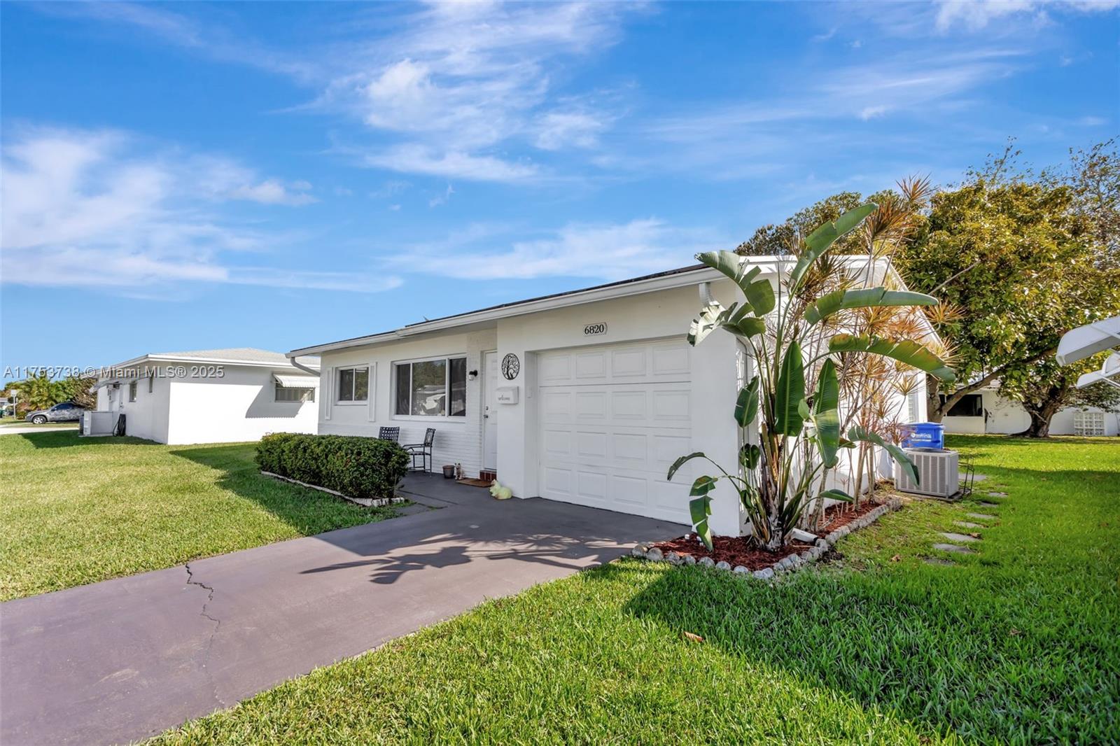 6820 NW 17th Ct
