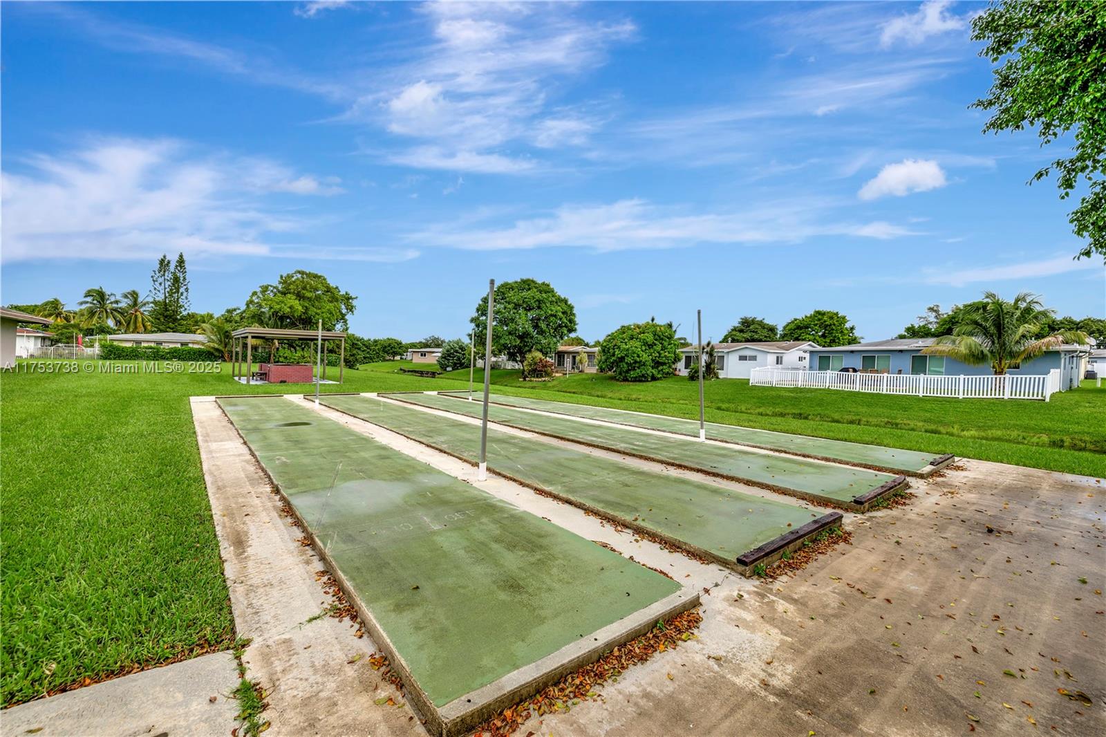 6820 NW 17th Ct