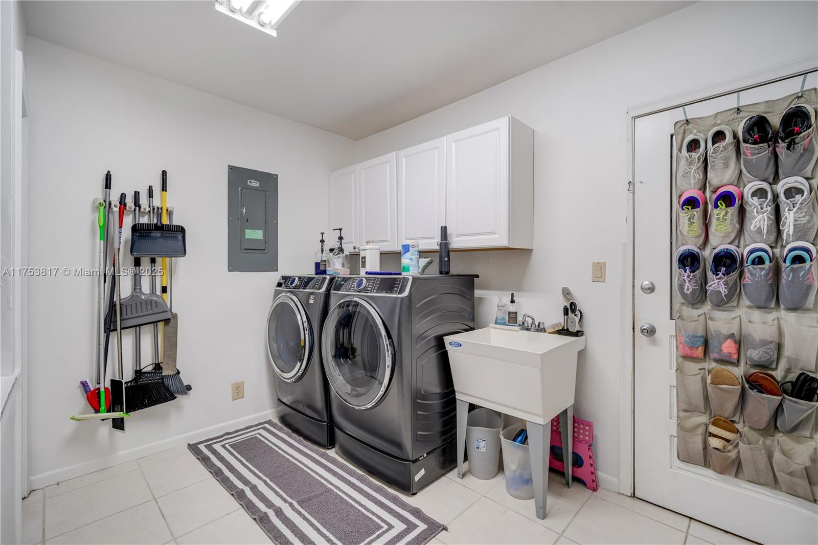 1980 SW 68th Ave
