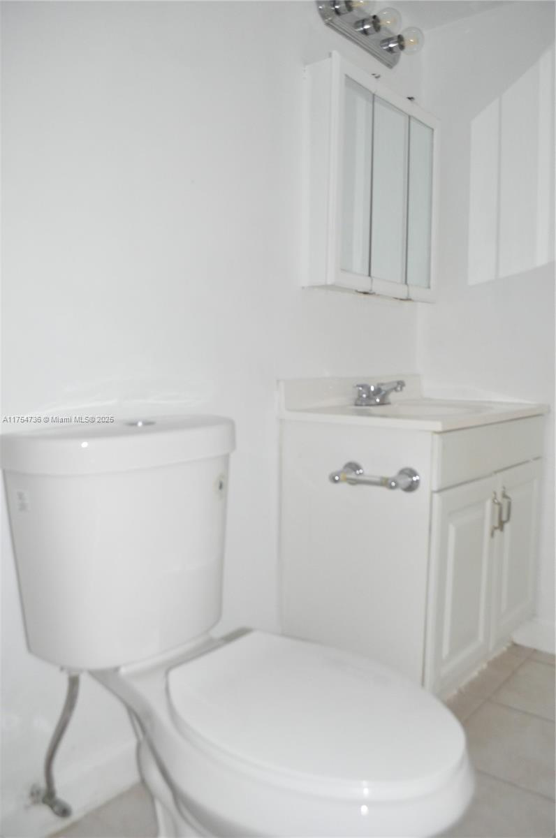 1501 Crescent Cir # C26