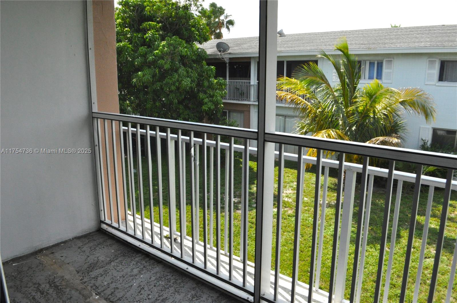 1501 Crescent Cir # C26