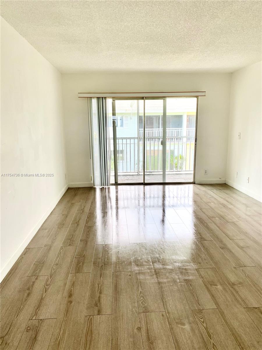 1501 Crescent Cir # C26