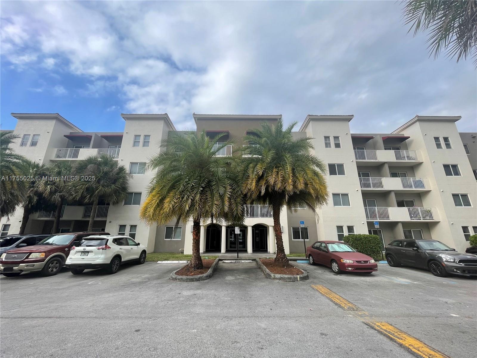 11040 SW 196th St # 308