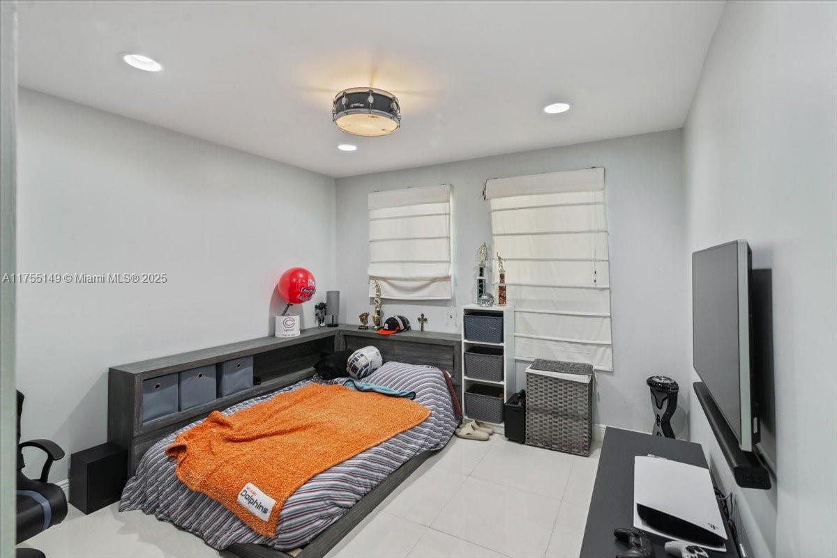 13941 SW 38th Ter