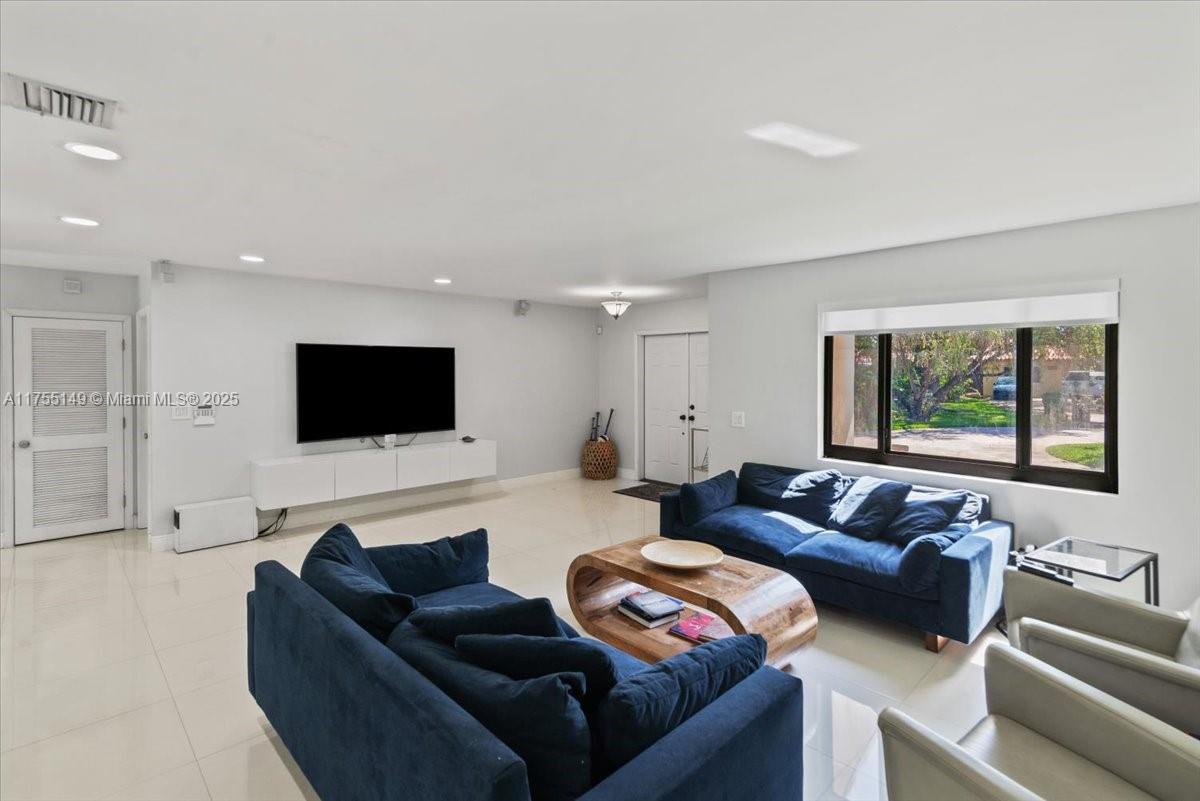 13941 SW 38th Ter
