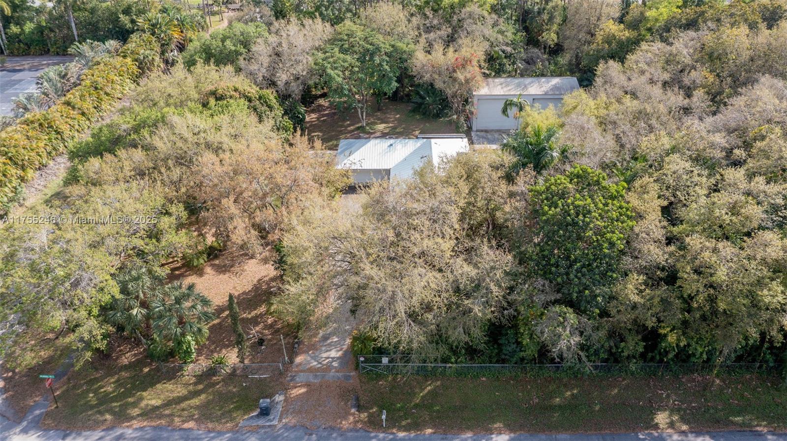 16030 E Mead Hill Dr
