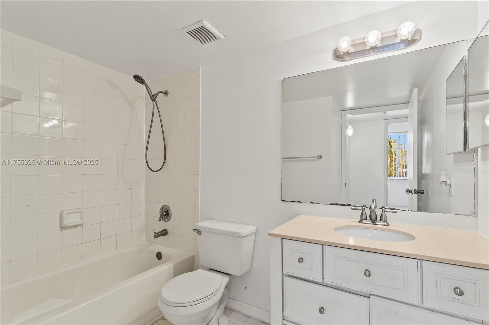 12124 Saint Andrews Place # 102