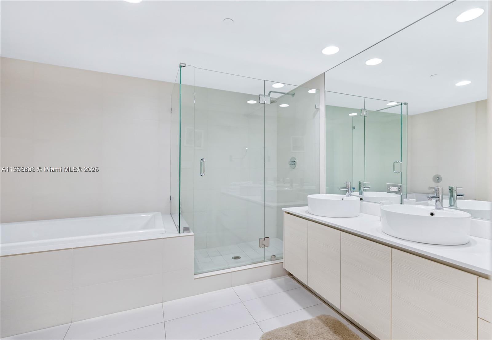 2600 E Hallandale Beach Blvd Unit: T2401