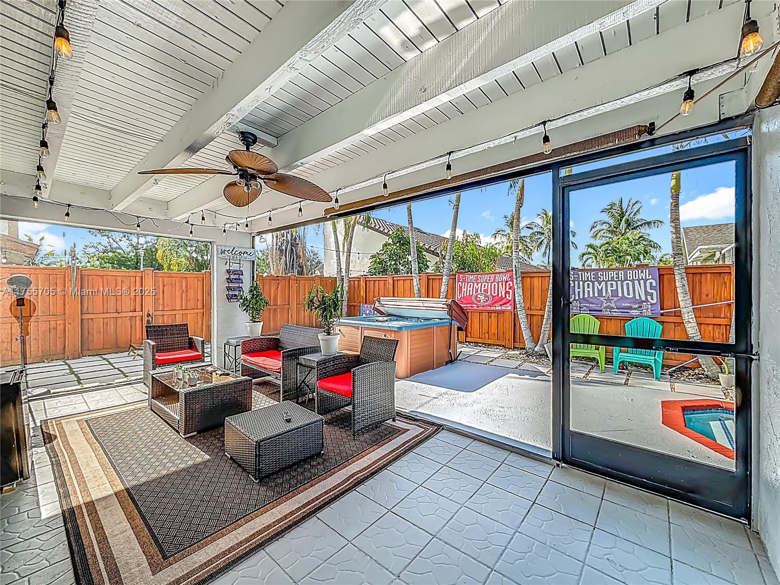 7420 NW 35th Ct