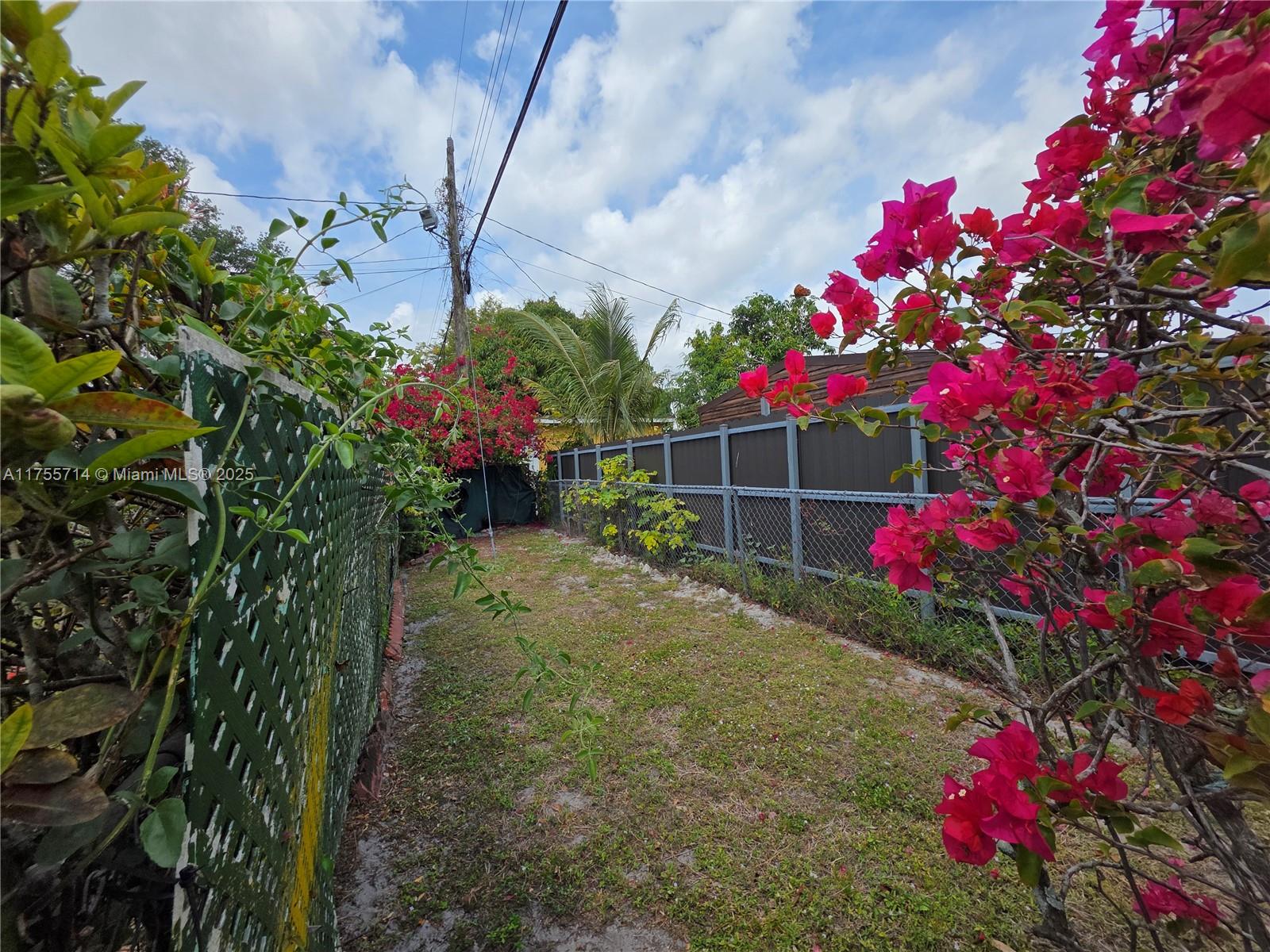 37 Ronald Rd