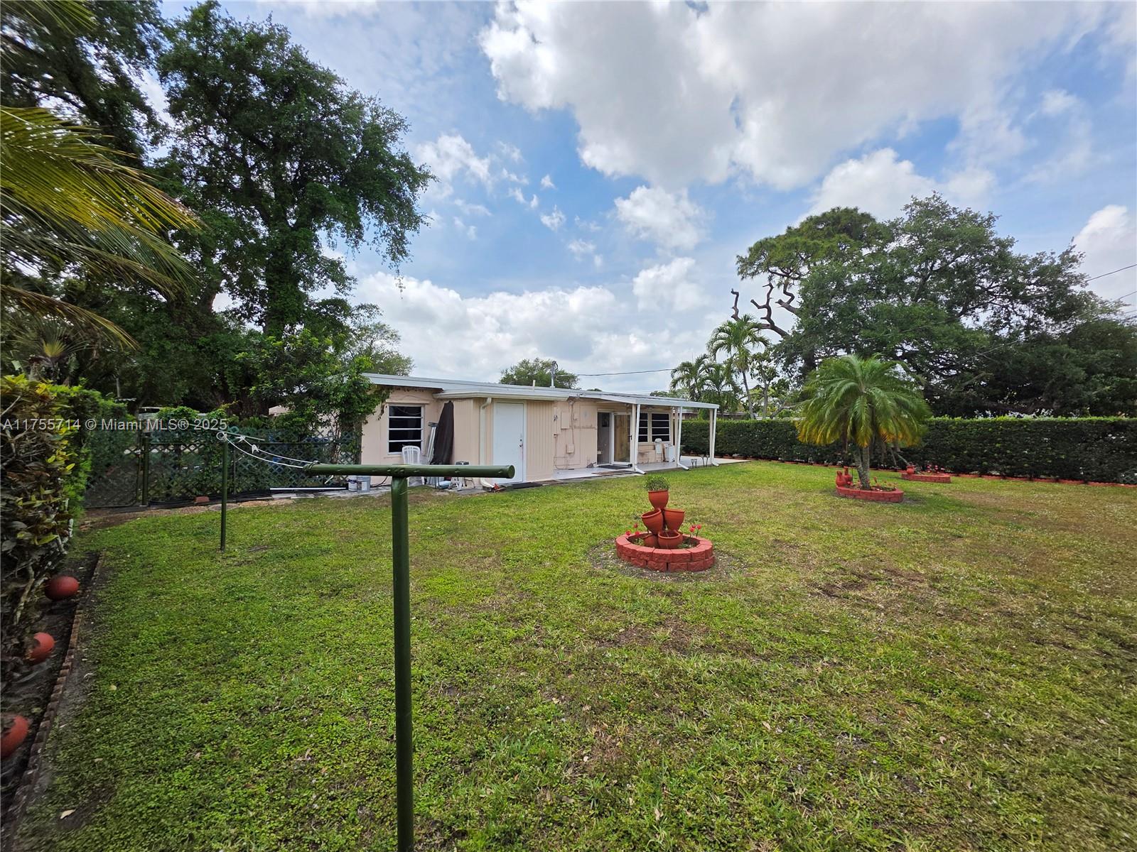 37 Ronald Rd
