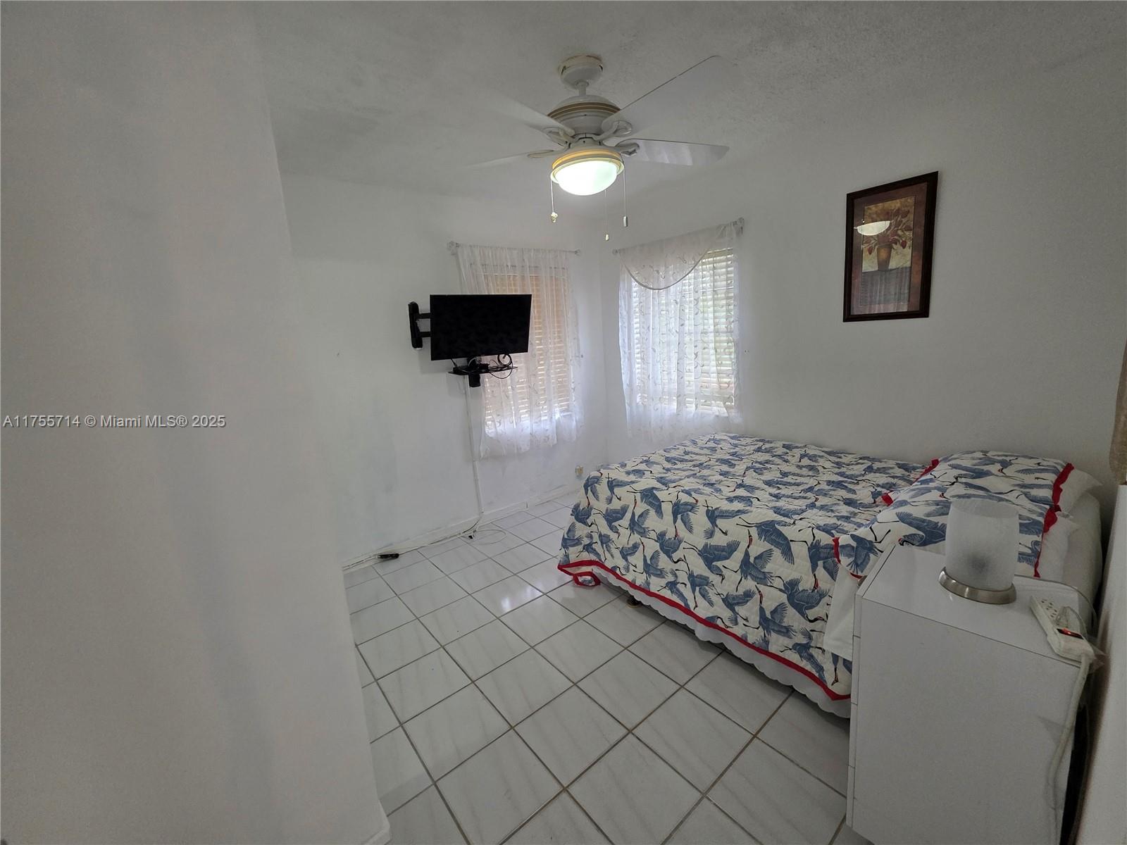 37 Ronald Rd