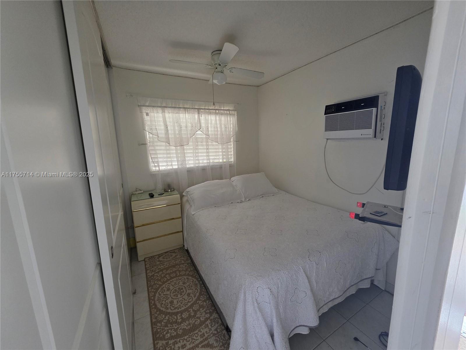 37 Ronald Rd