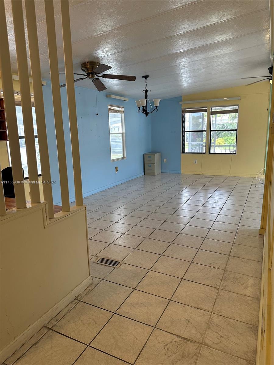 2440 SW 51st St